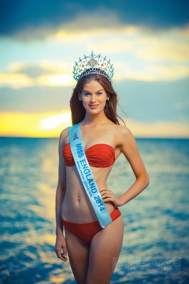 FOTO | ﻿Fostă Miss Anglia, devenită om de știință. Tânăra care a ajutat Oxford în lupta pentru un vaccin anti-COVID