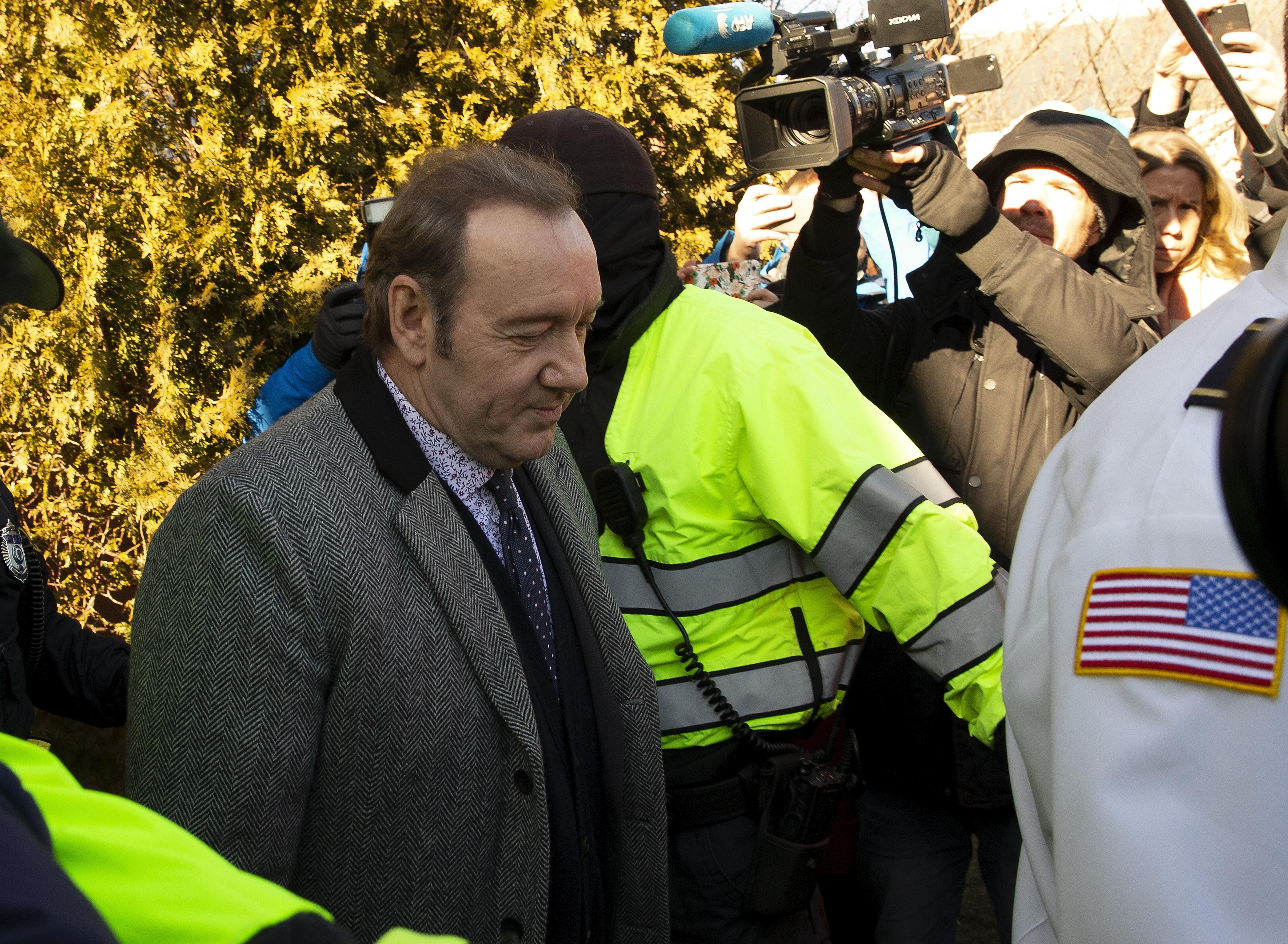 FOTO | Kevin Spacey a pledat nevinovat în fața judecătorilor. Actorul a fost pus sub acuzare pentru că ar fi pipăit un adolescent