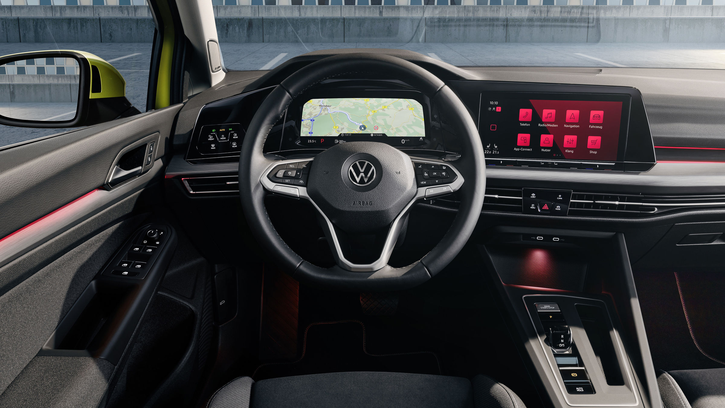 VIDEO |Volkswagen Golf 8 a fost lansat oficial. Cinci motoare hibride, disponibile pe noua mașină