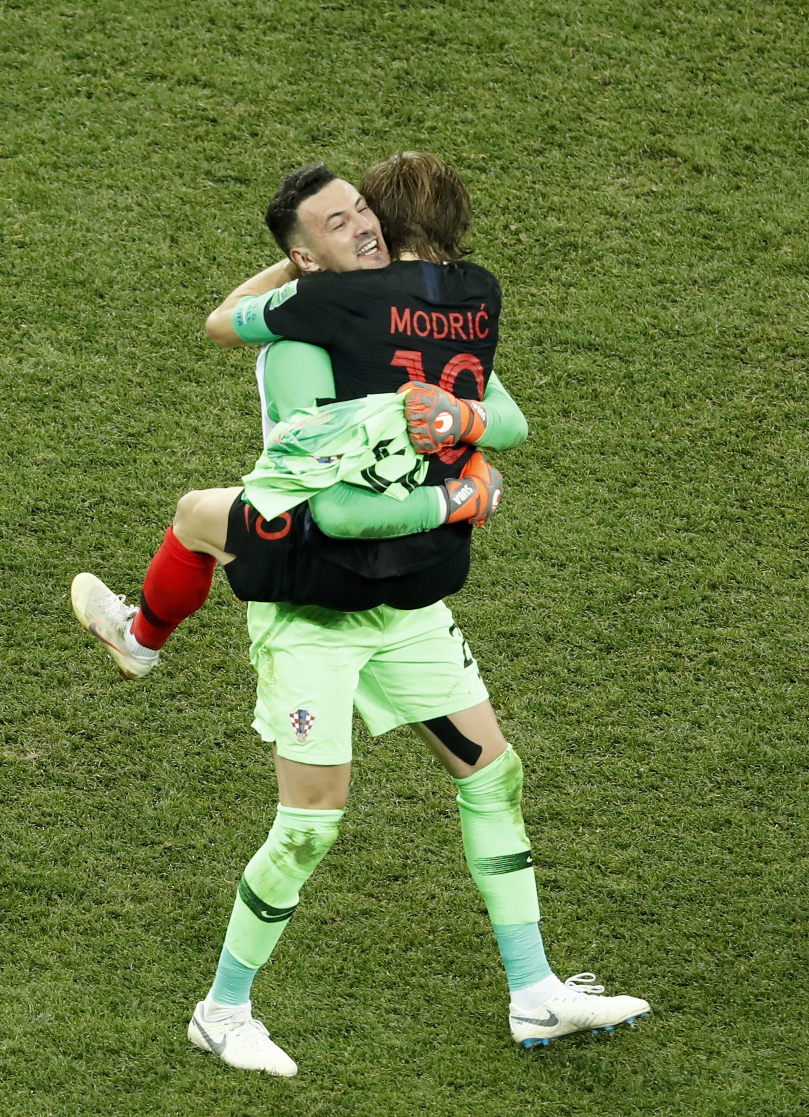 Croația - Danemarca, la Campionatul Mondial de fotbal Rusia 2018: 4-3 (1-1, 1-1, după loviturile de departajare). Dramatism total de la punctul cu var