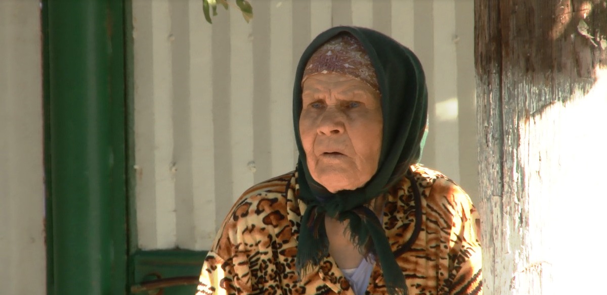 REPORTAJ/ Schitul Babicilor, locul unde bătrânele au drept meserie rugăciunea (VIDEO)