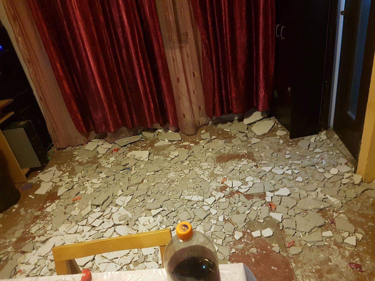 Tavanul unui apartament s-a prăbușit peste un grup de copii, în timpul unei petreceri / FOTO