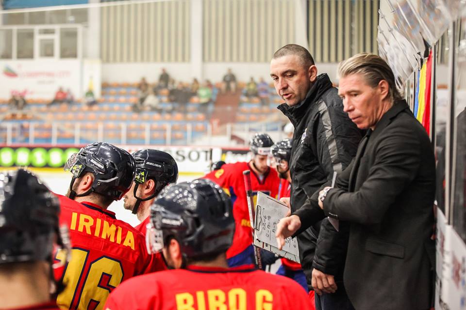 România a învins Spania și s-a calificat la Campionatul Mondial, Divizia I