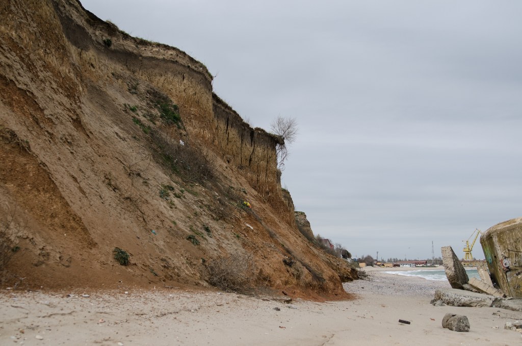 Vacanța la mare? Sport extrem pe litoralul românesc! Vezi peisajul dezolant care îi așteaptă pe turiști în unele stațiuni de la țărmul Mării Negre