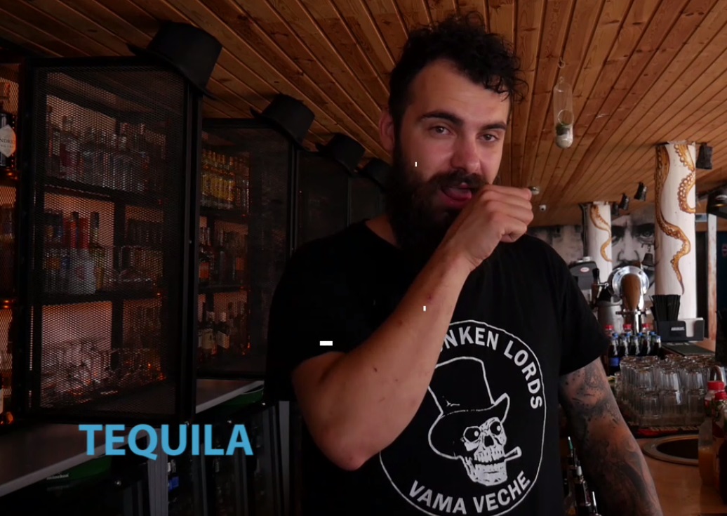 VIDEO/ Codul secret al barmanilor din Vama Veche. Cum să ceri un Mai Tai sau o tequila prin semne și cum le interpretează un lingvist