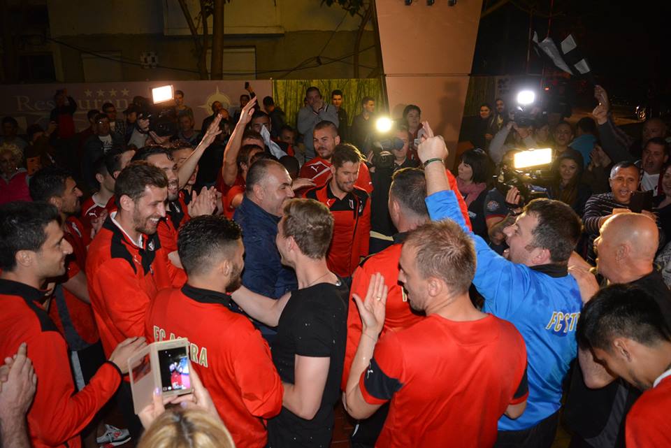 A început fiesta la Giurgiu! Prima reacție a lui Șumudică: ”Este extraordinar! Am practicat cel mai frumos fotbal” FOTO&VIDEO