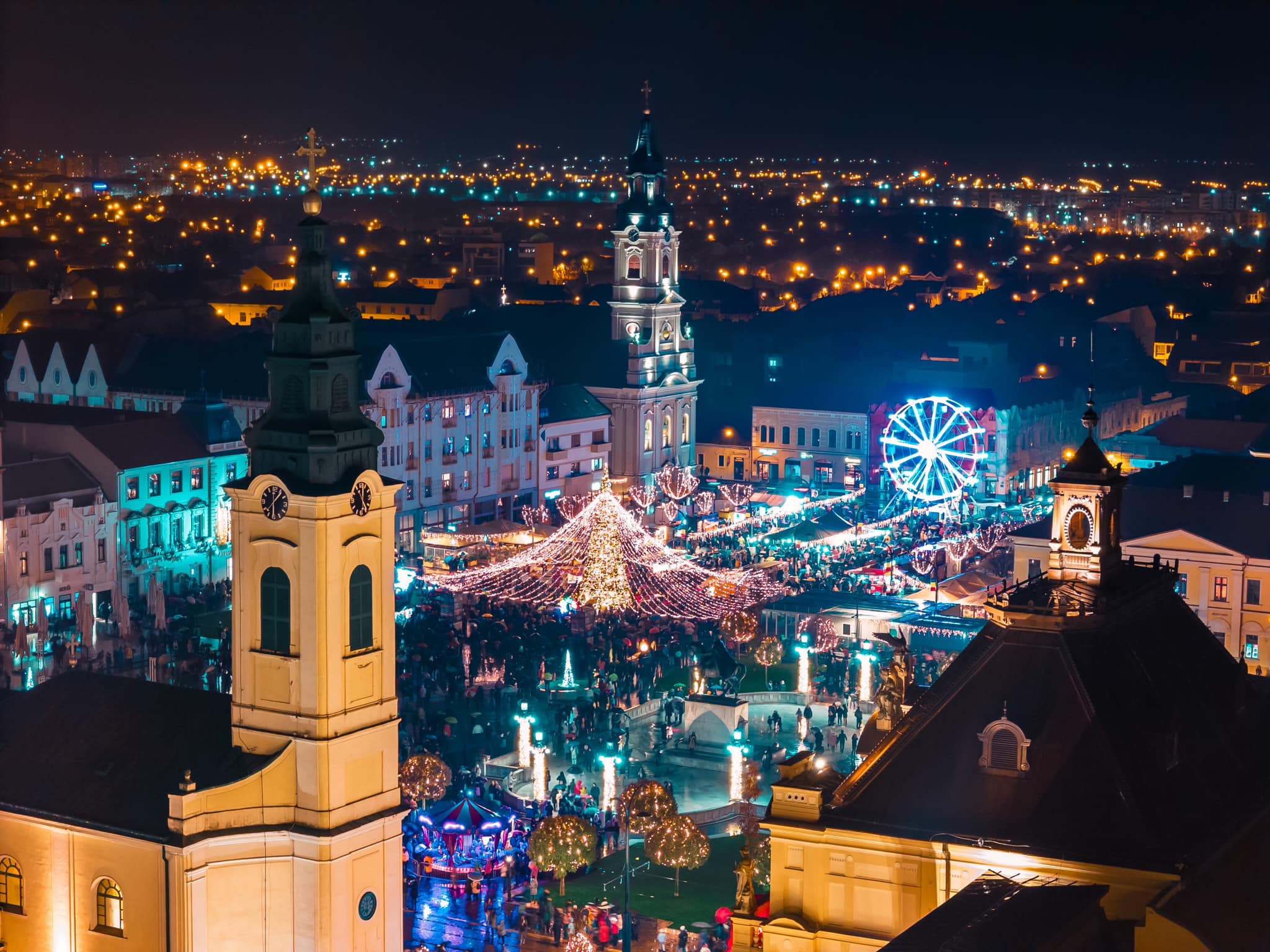 Târgul de Crăciun Oradea 2024. O zonă specială pentru food truck și 31 de căsuțe cu obiecte de cult, lemn, lut și ceramică