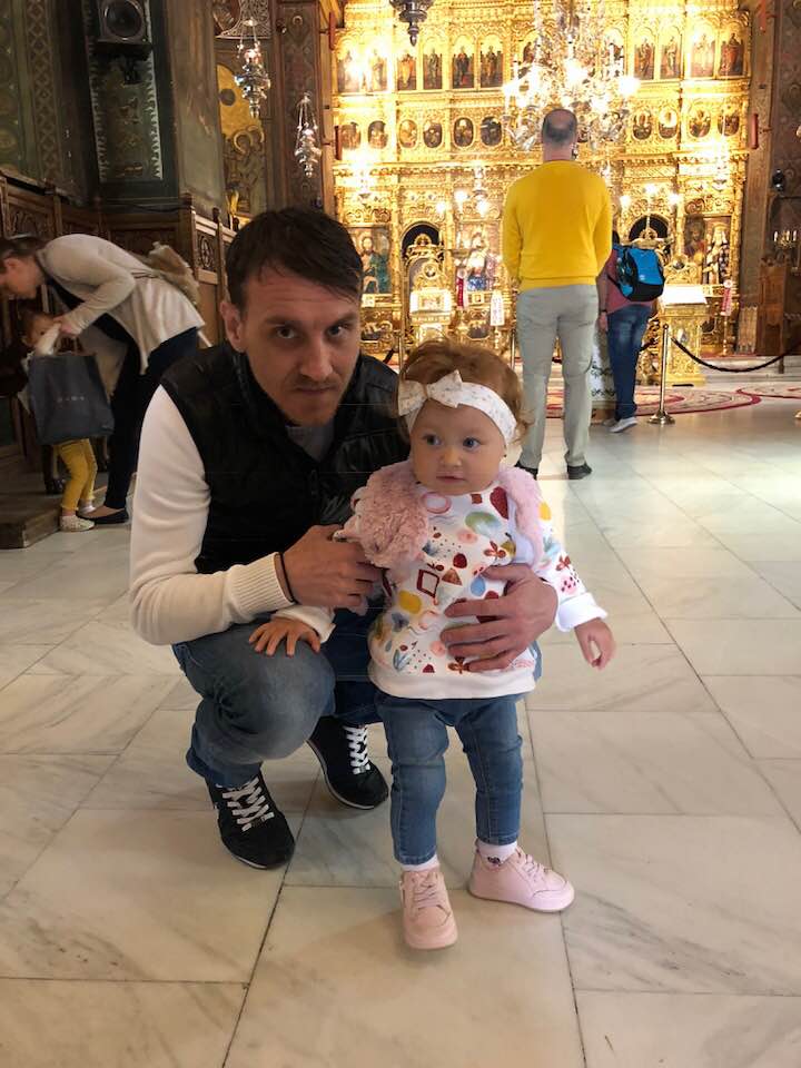 Cum arată familia lui Nicolae Mitea. Fostul fotbalist, un tătic fericit! | FOTO