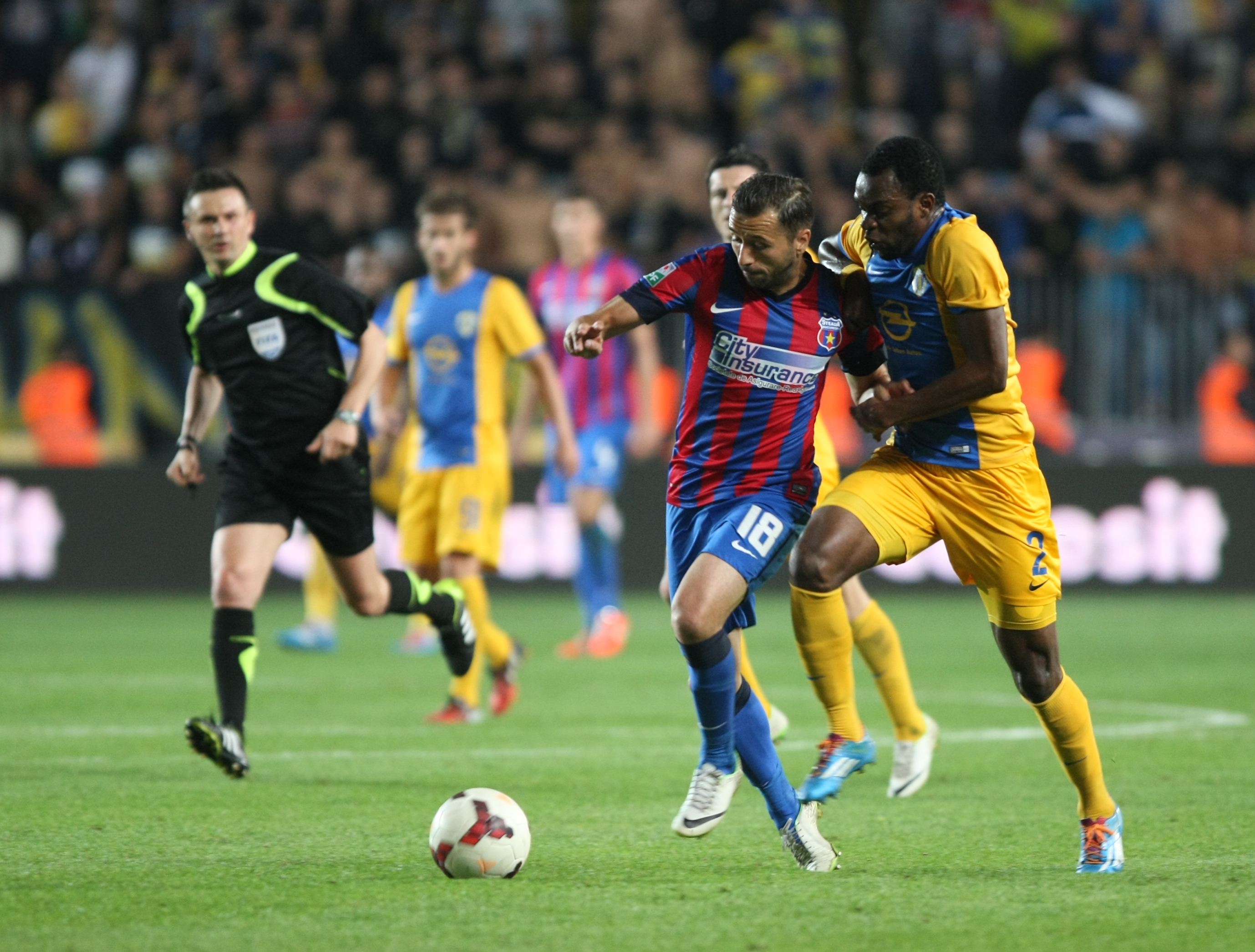 FOTO&VIDEO / Petrolul - Steaua 2-3. Meci senzaţional pe ”Ilie Oană”