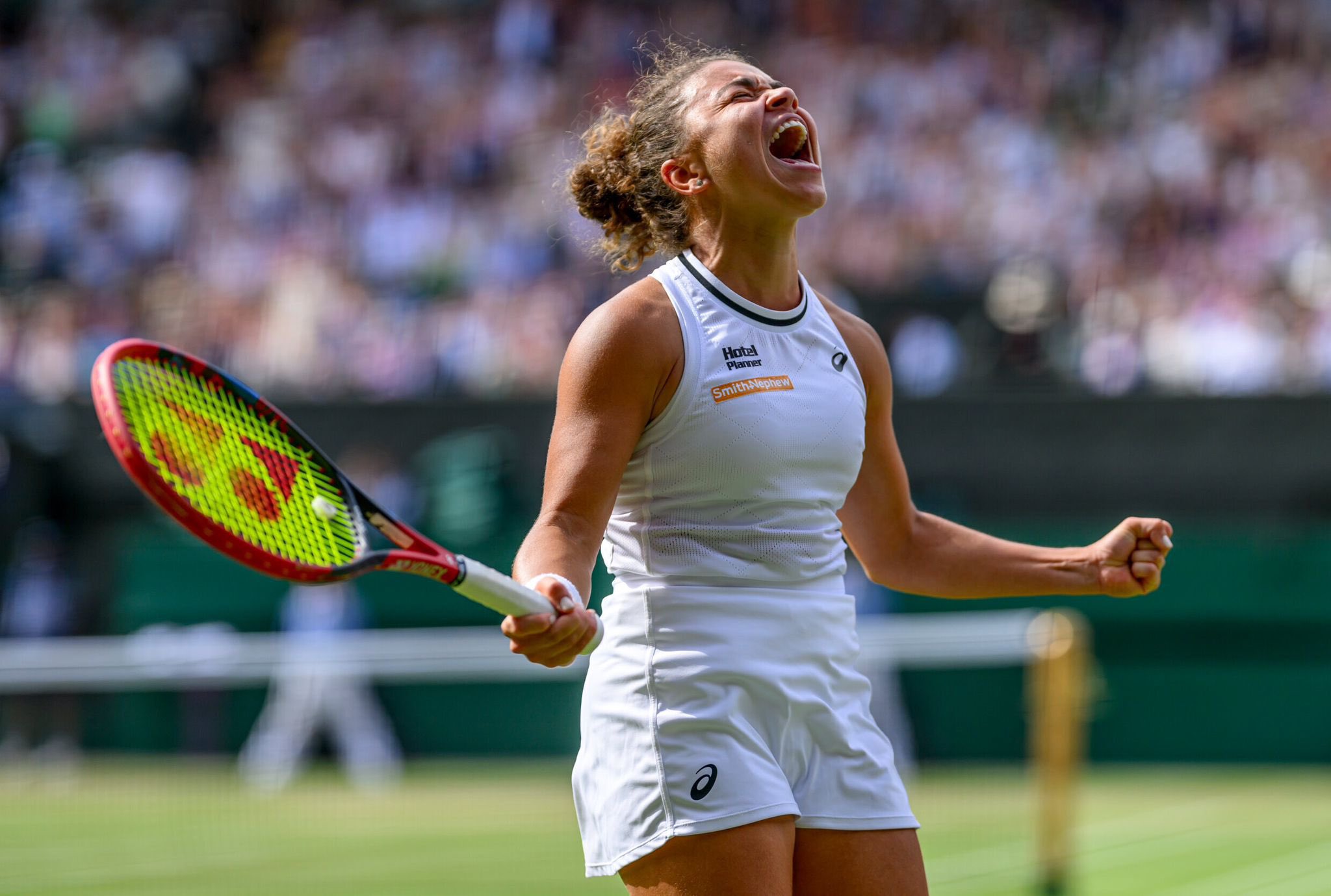 Jasmine Paolini is first tennis player of Ghanaian descent to reach Wimbledon final