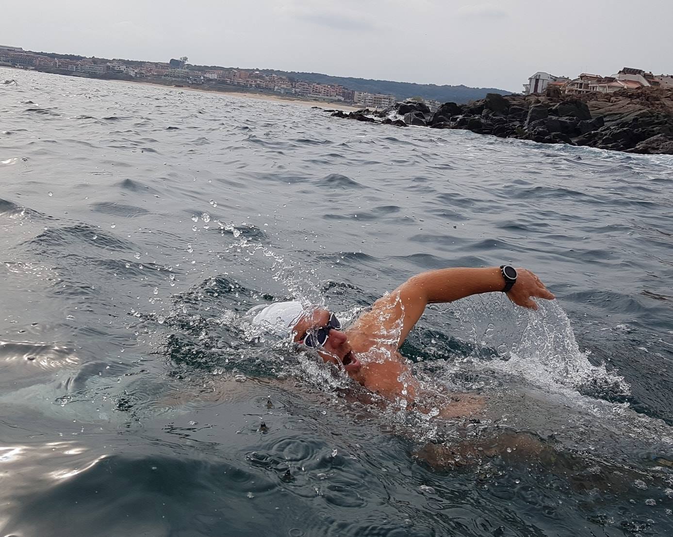 FOTO| Avram Iancu a înotat 680 de kilometri de la Sulina la Istanbul. Ce a spus după cele 60 de zile petrecute pe mare