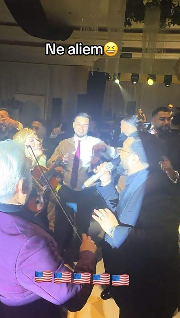 Cum au apărut Loredana Groza și Tzancă Uraganu la un eveniment.