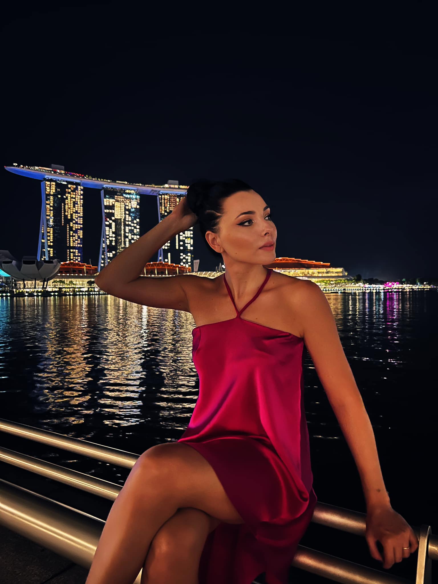 Ce a descoperit Corina Caragea în Singapore, unde s-a cazat într-o „debara”: „Te costă foarte scump dacă te conectezi la rețeaua cuiva de internet”