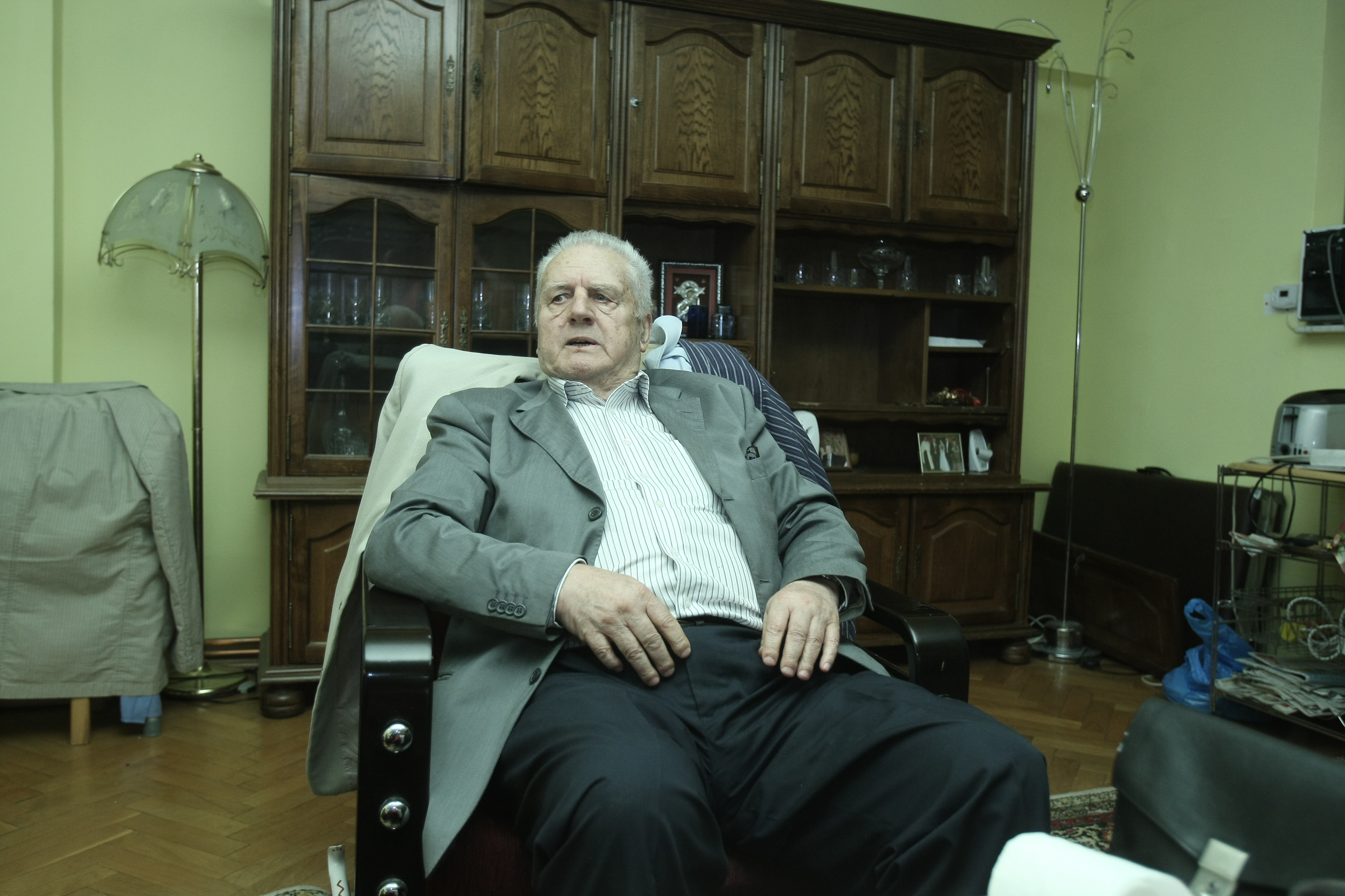 EXCLUSIV! Știați că Pădureanu a fost însurat? Vorbește în premieră despre divorț! A înșelat-o nea Jean pe Tanti Pușa? GALERIE FOTO