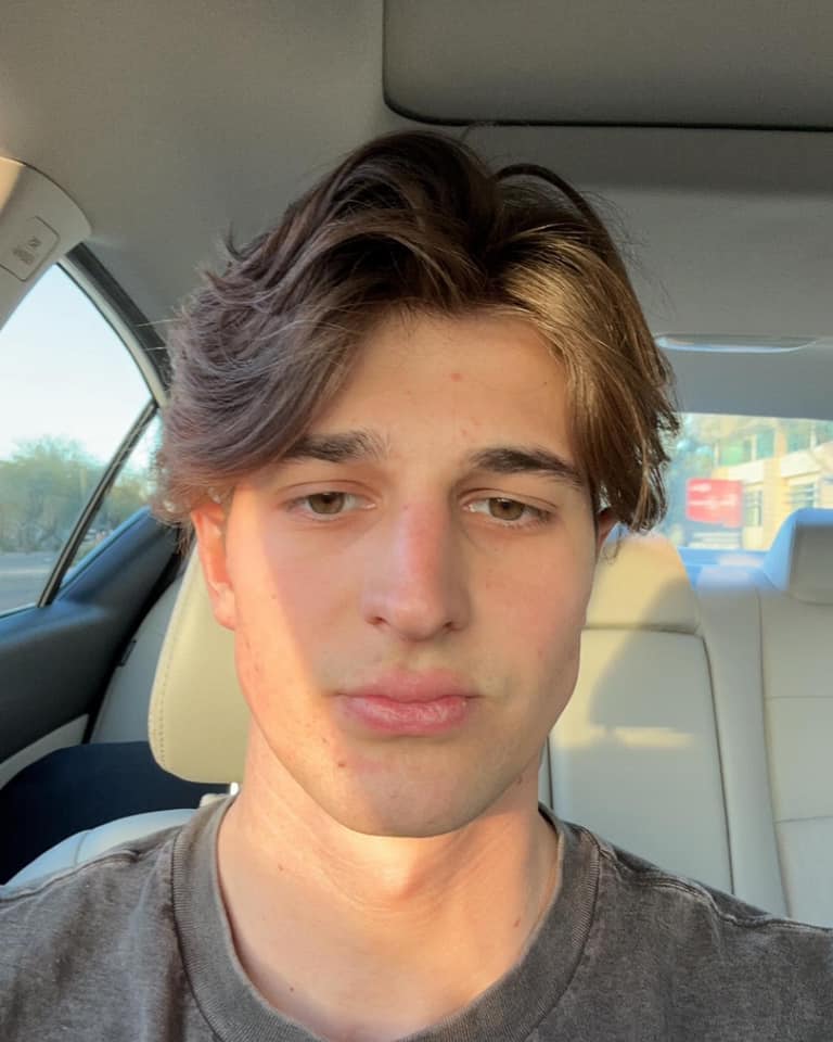 Cine e Sebastian Ghiorghiu, tânărul român devenit milionar în America. A început să muncească de la 16 ani, la fast-food
