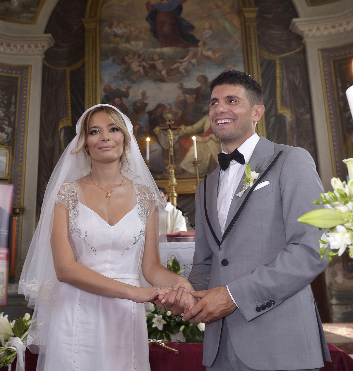 Laura Cosoi, mesaj emoționant la 11 ani de la căsătoria cu Cosmin Curticăpean. Ce a spus despre tatăl celor cinci fetițe