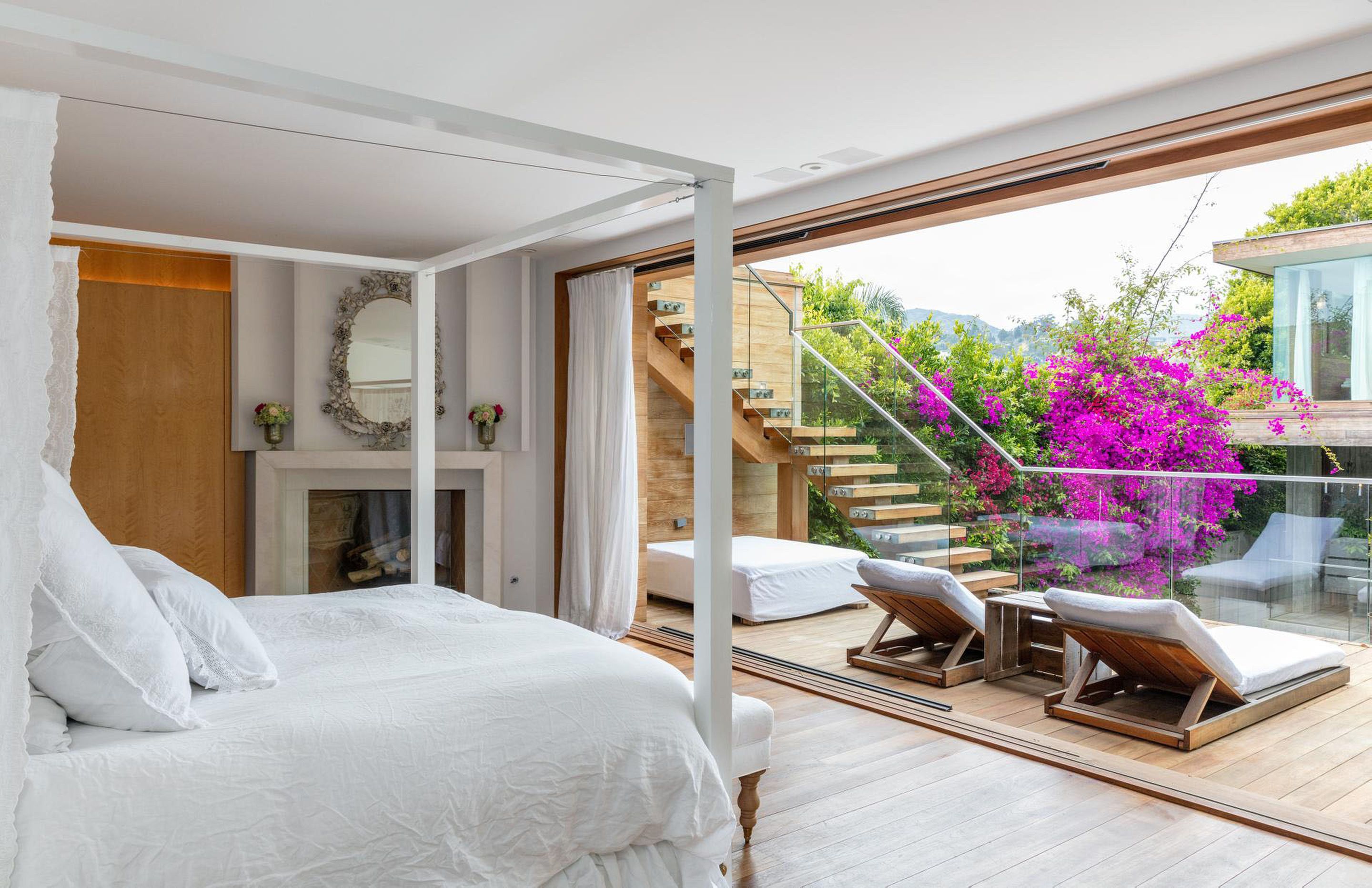 Pamela Anderson își închiriază vila din Malibu. Cere 40.000 de dolari pe lună | FOTO