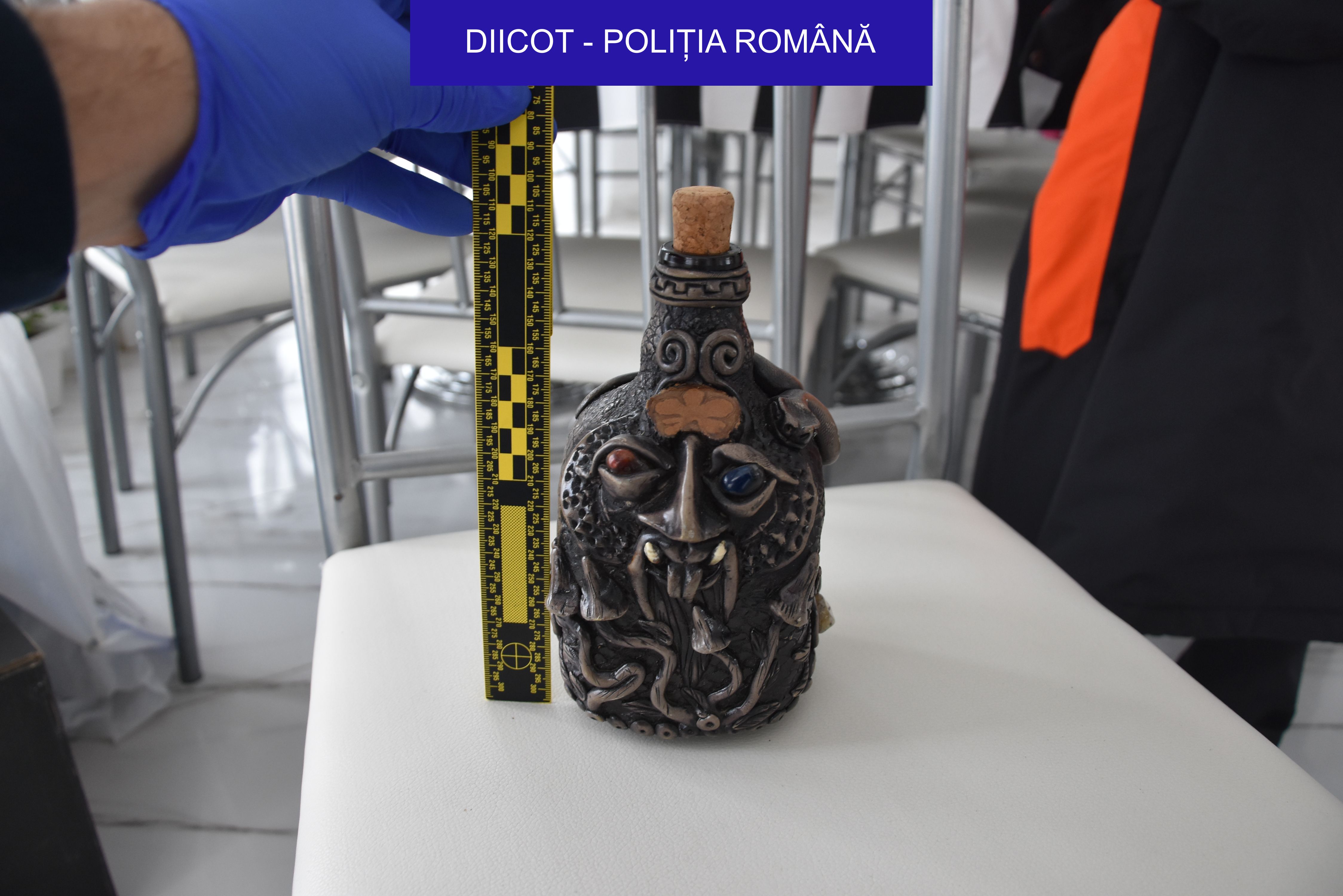 DIICOT a dat detalii din dosarul fostului șef  DGIPI. Gelu Oltean tăia bilete la ceremoniile șamanice cu droguri de mare risc, pe care le organiza în Răcari