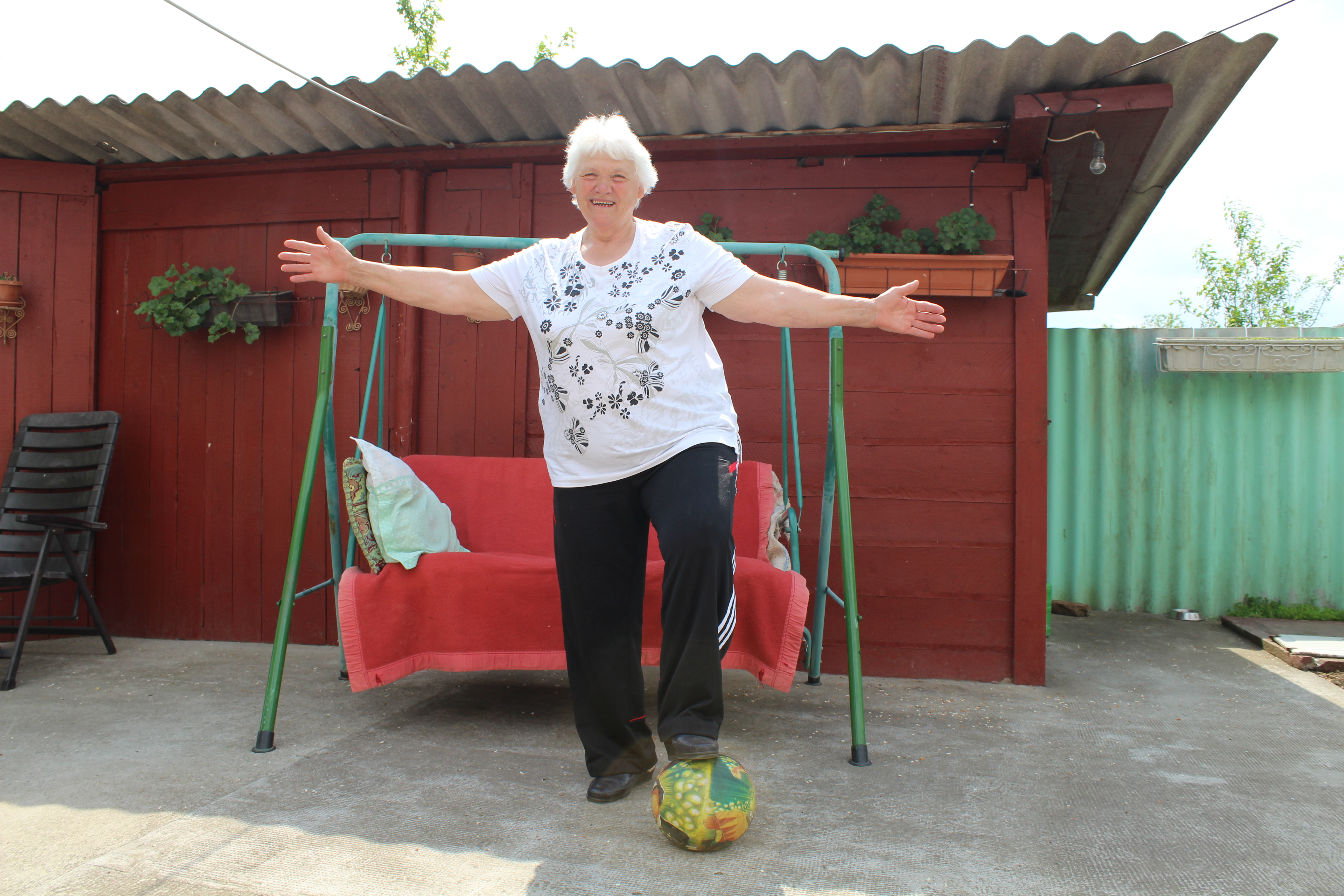 Mama lui Duckadam dezvăluie: ”Vindeam porci, ca să-i putem cumpăra de încălțat lui Helmuth!” / FOTO