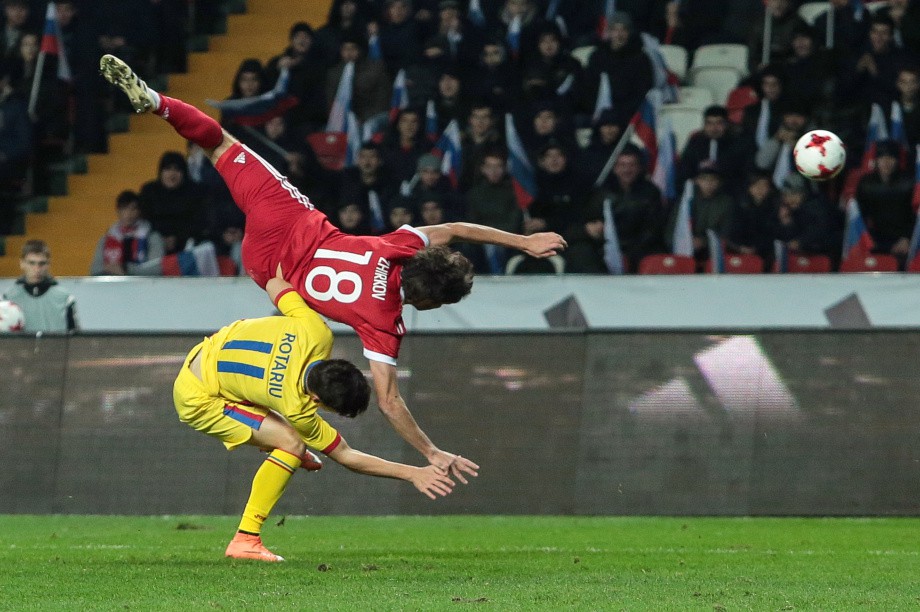 Rusia - România 1-0. Ce păcăleală! Christoph Daum a jucat la egal, dar a pierdut în ultima secundă. Din ofsaid! | LIVEBLOG