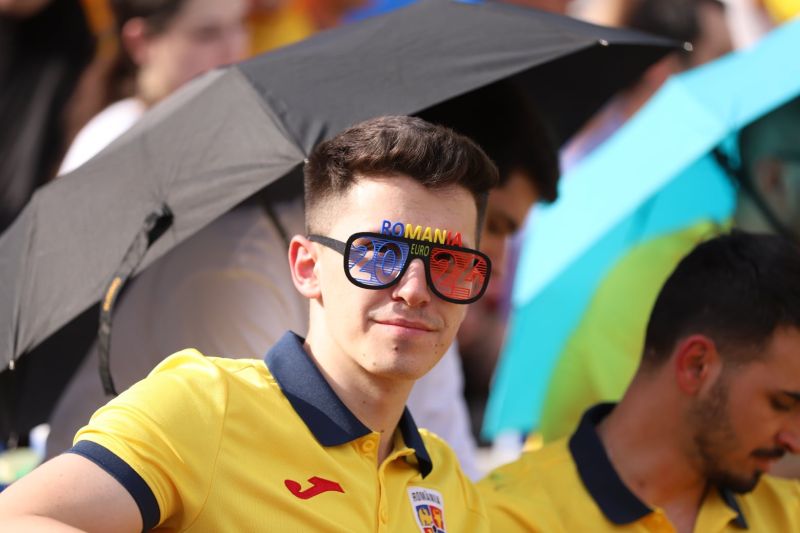 Fanii au urmărit România – Olanda pe ecrane gigant, la București, pe ploaie. Unde s-a văzut în Capitală meciul din „optimile” Euro 2024