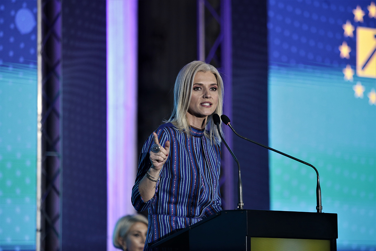 FOTO. Femeile din PNL își cer drepturile. Raluca Turcan: Să nu fie decisă soarta unor doamne la șprițurile tipic masculine