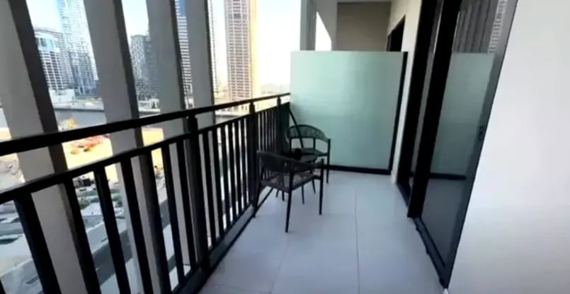 Imagini cu apartamentul din Dubai pe care și l-au cumpărat Armin Nicoară și Claudia Puican: „Aproape de Burj Khalifa. Au și piscină”