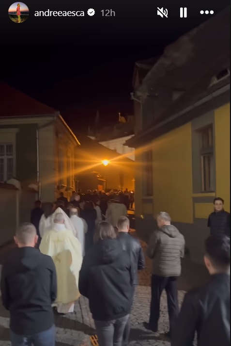 Cum petrece Andreea Esca Paștele Catolic. Prezentatoarea le-a făcut copiilor ei o surpriză de dimineață