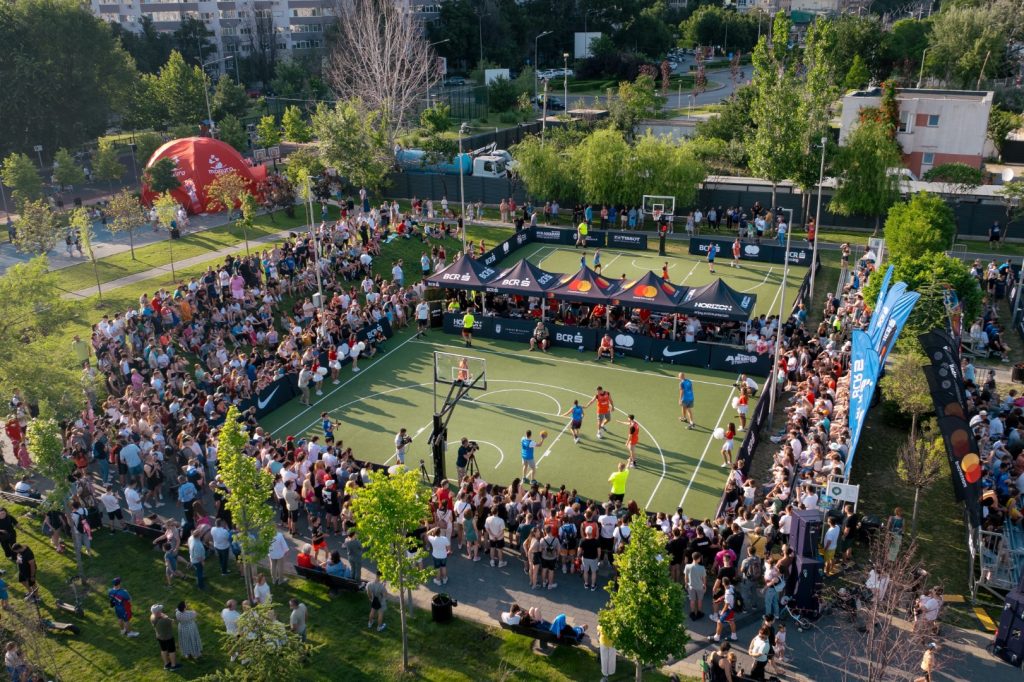 Cine a întors scaunul lui Theo Rose pe terenul de baschet? Super show și momente emoționante la BCR Sport Arena Streetball pe terenurile din Parcul Liniei