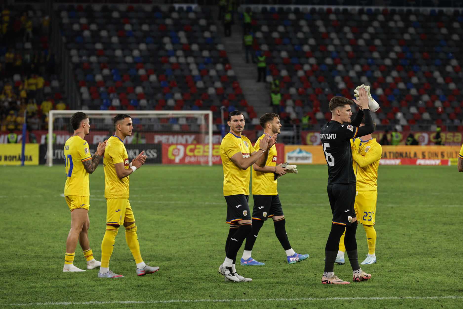 România - Lituania 3-1, în Liga Națiunilor. Schimbările lui Mircea Lucescu au adus victoria. VAR ne-a salvat de două ori