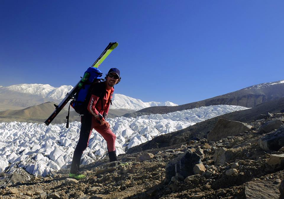 Premieră pentru România: au urcat pe schiuri Muztagh Ata (7.546 m), din Tibet! ”Am ales Muztagh Ata, pentru că din România nu a mai urcat nimeni pe el. Visul s-a conturat după o propunere venită cu un an în urmă”