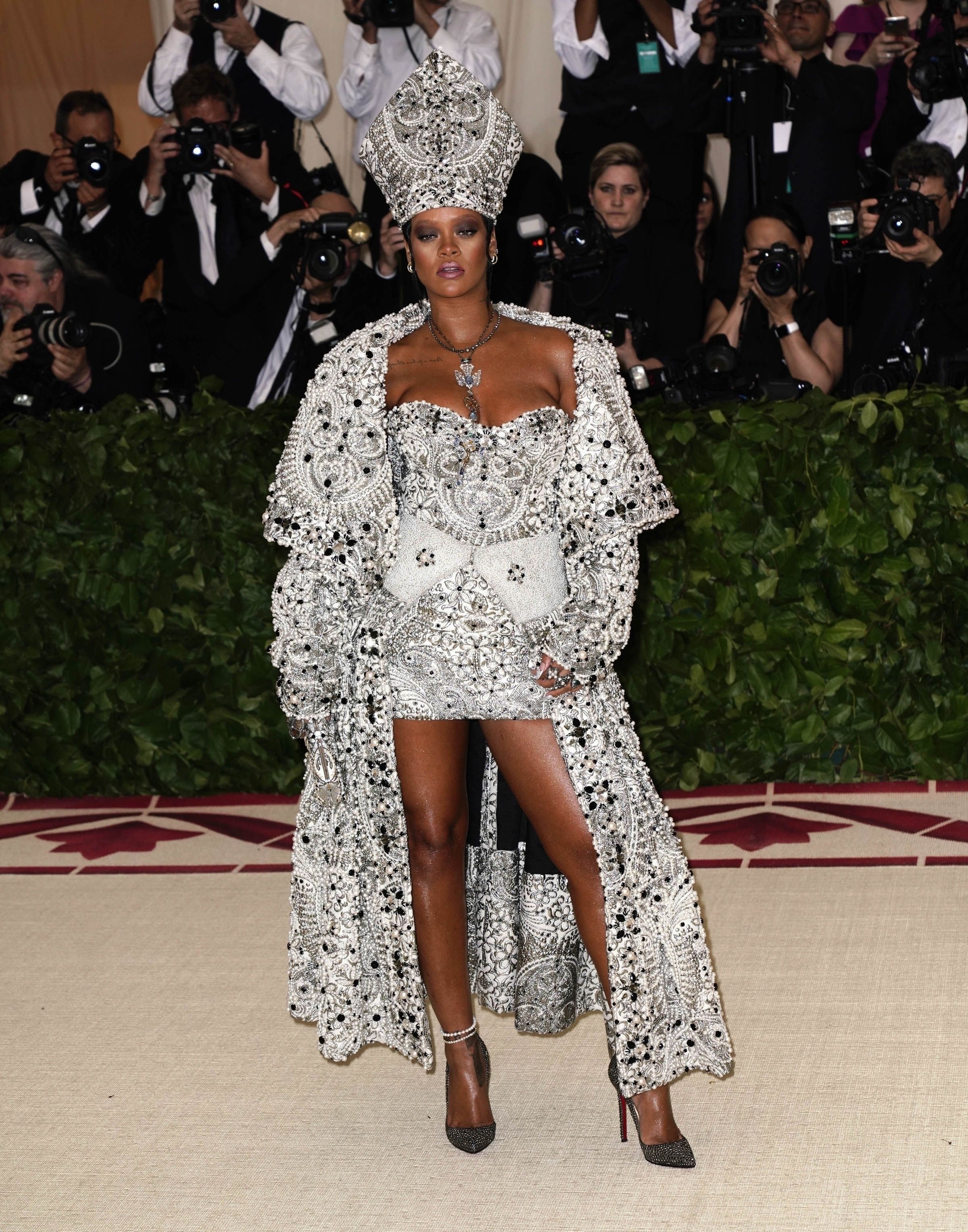 Cele mai controversate ținute din istoria Met Gala. Apariții care au stârnit reacții globale