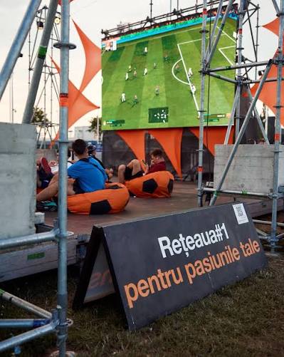 Dincolo de viteza pură. Am testat 5G Standalone de la Orange în „infernul” de la Beach Please: cum funcționează internetul cu zeci de mii de oameni conectați simultan