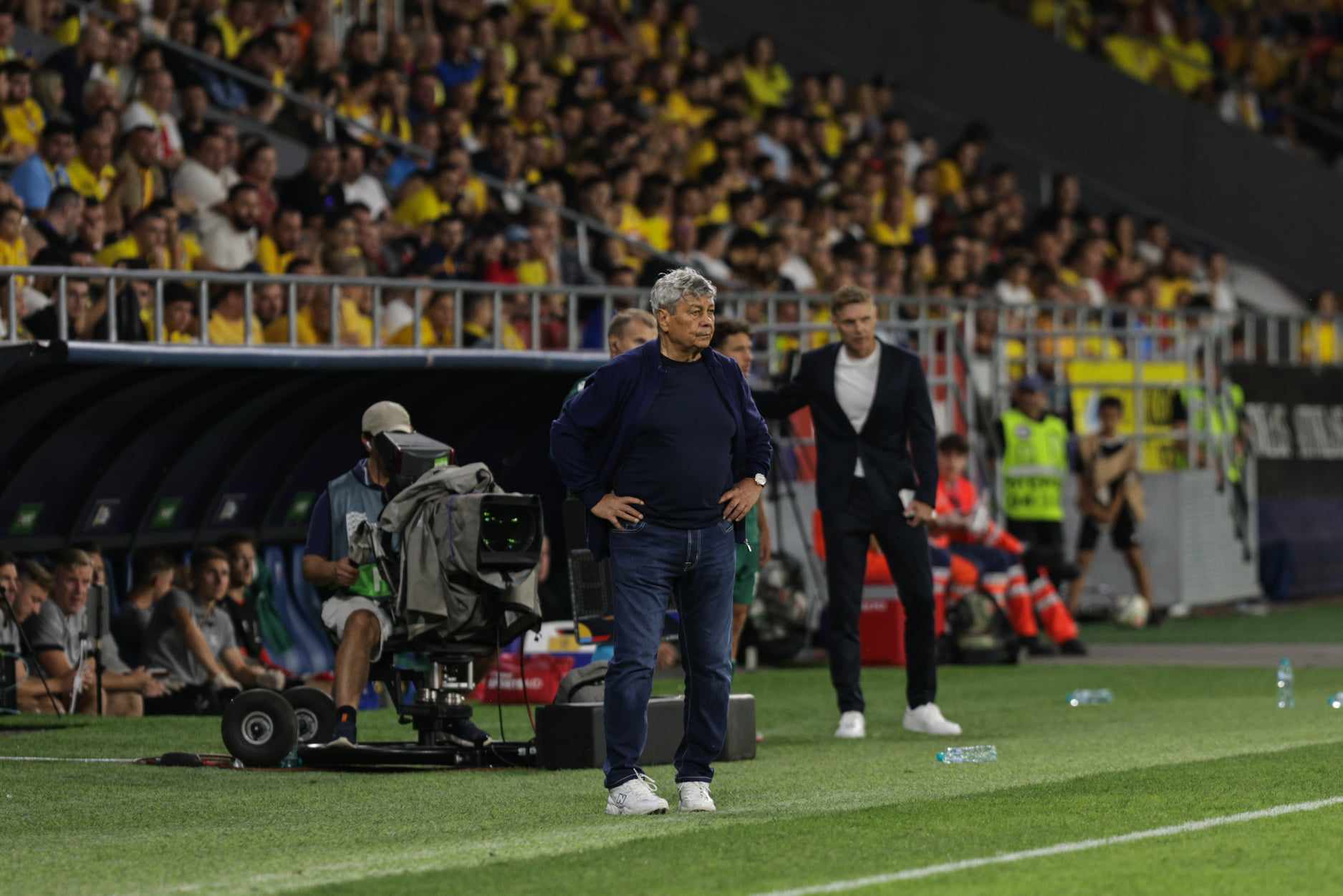 România - Lituania 3-1, în Liga Națiunilor. Schimbările lui Mircea Lucescu au adus victoria. VAR ne-a salvat de două ori
