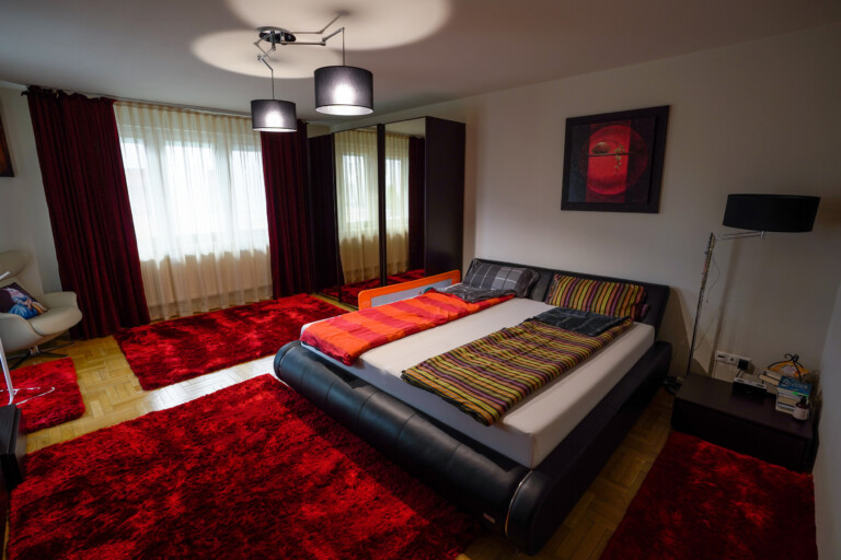 Cum arată o vilă de aproape două milioane de euro scoasă la vânzare la Cluj. Sala de fitness a atras atenția presei locale