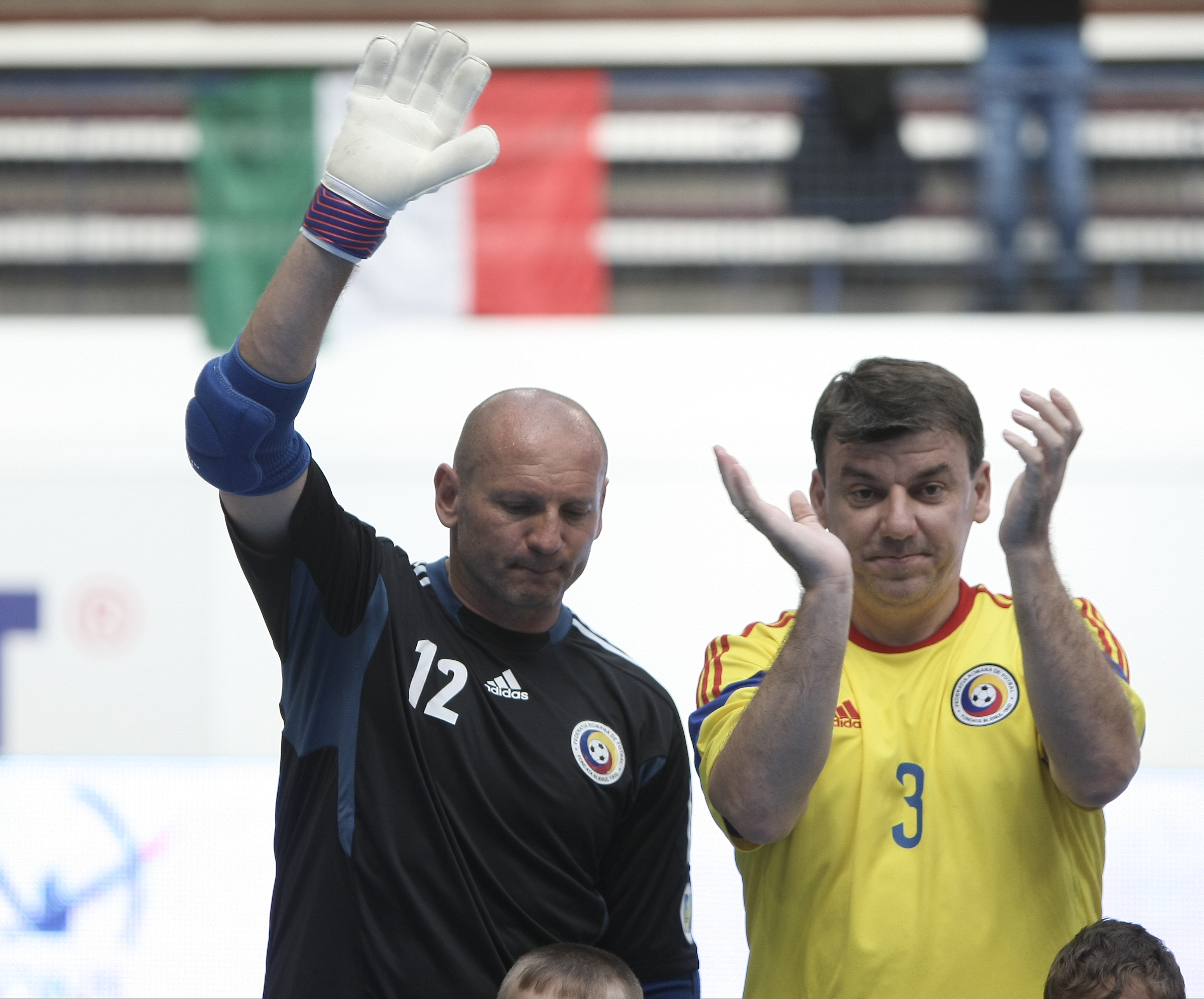 Daniel Prodan ar fi împlinit azi 45 de ani. Panduru, Răducioiu și Adi Ilie, la mormântul lui ”Tătuca” / GALERIE FOTO & VIDEO