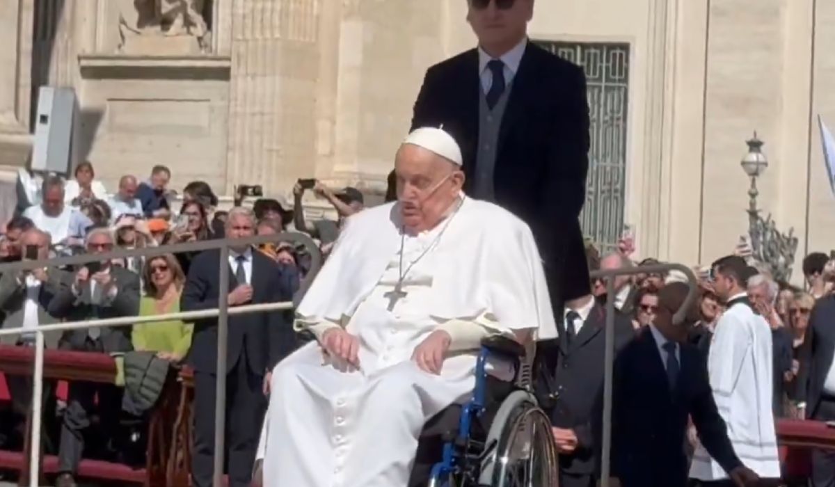 Promisiunea pe care Papa Francisc a făcut-o în fața singurei femei din lume pe care a iubit-o: „Dacă nu te căsătorești cu mine, mă fac preot”