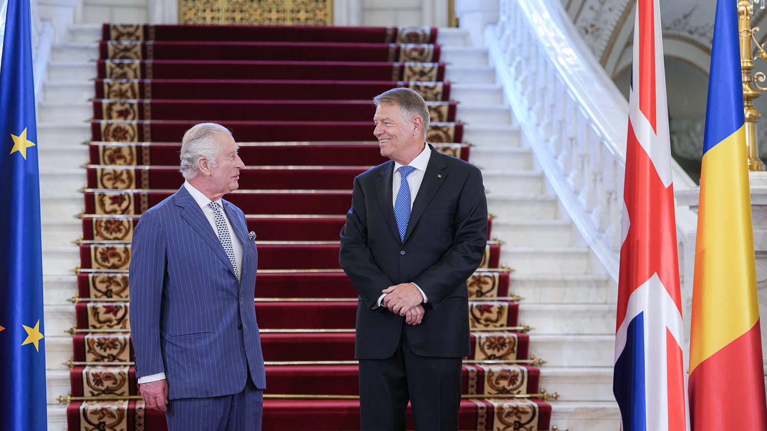 Regele Charles al III-lea a recitat din Eminescu la Palatul Cotroceni. „Întotdeauna m-am simțit acasă în România”