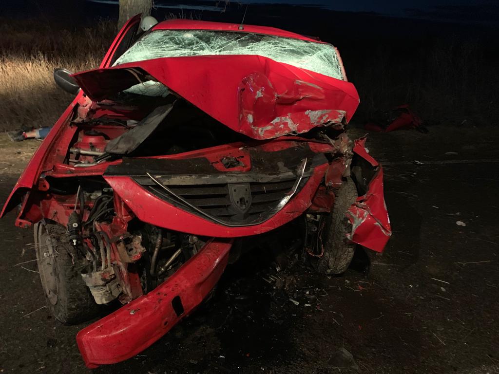 FOTO | Accident grav în Teleorman, în ziua de Crăciun. Doi tineri au murit, un al treilea este la spital / FOTO&VIDEO
