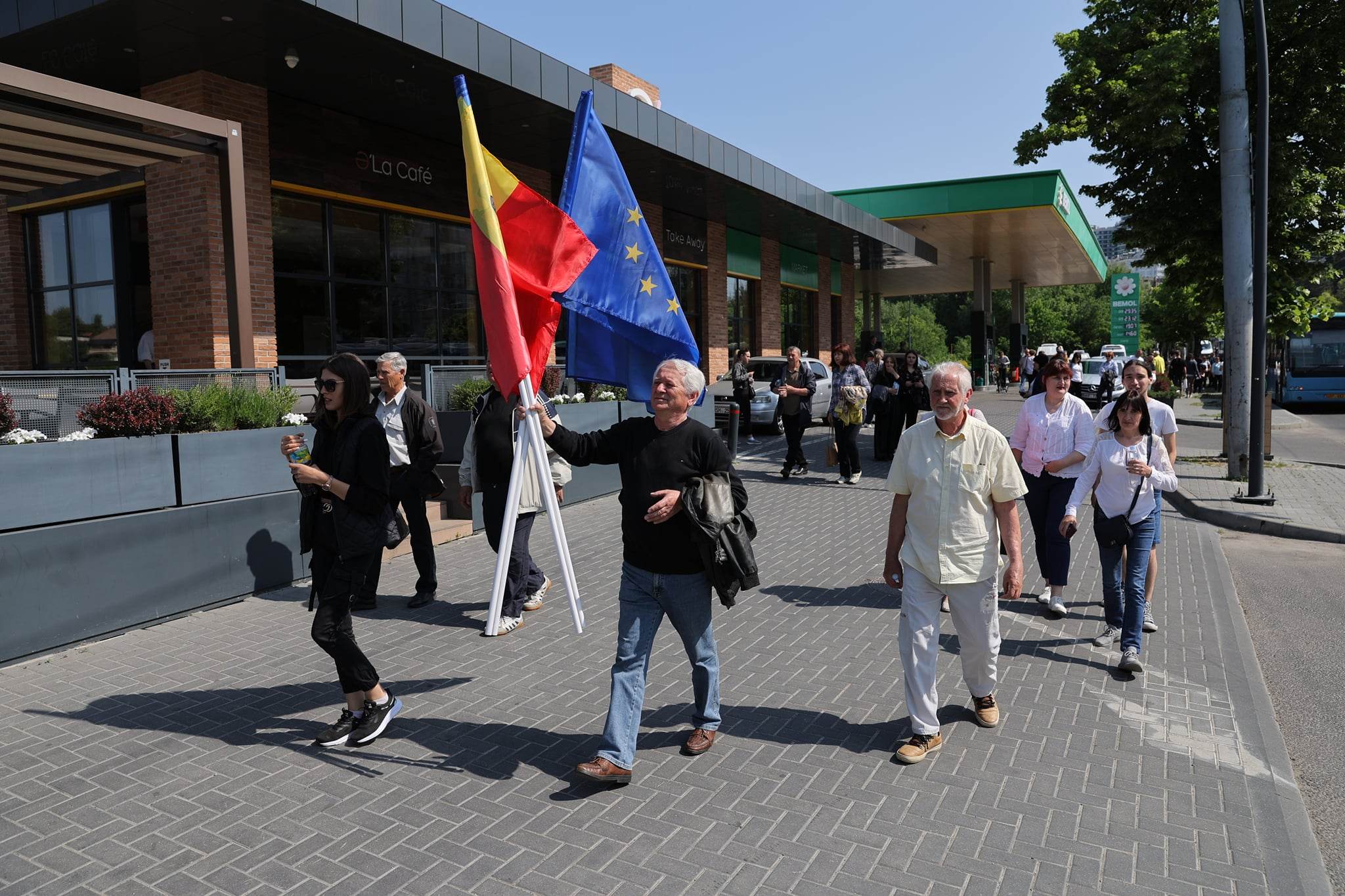 CORESPONDENȚĂ DIN CHIȘINĂU. Zeci de mii de moldoveni, la mitingul din Piața Marii Adunări Naționale. Maia Sandu: „Vrem să fim membri UE în 2030. Nu mai vrem să fim sub șantajul Kremlinului”. Șefa PE, mesaje în română. VIDEO