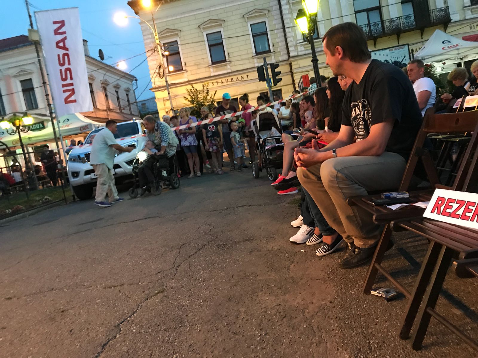 VIDEO EXCLUSIV/ Mai emoționat ca niciodată, Mircea Vintilă a dedicat un concert întreg unui prieten cu nevoi speciale