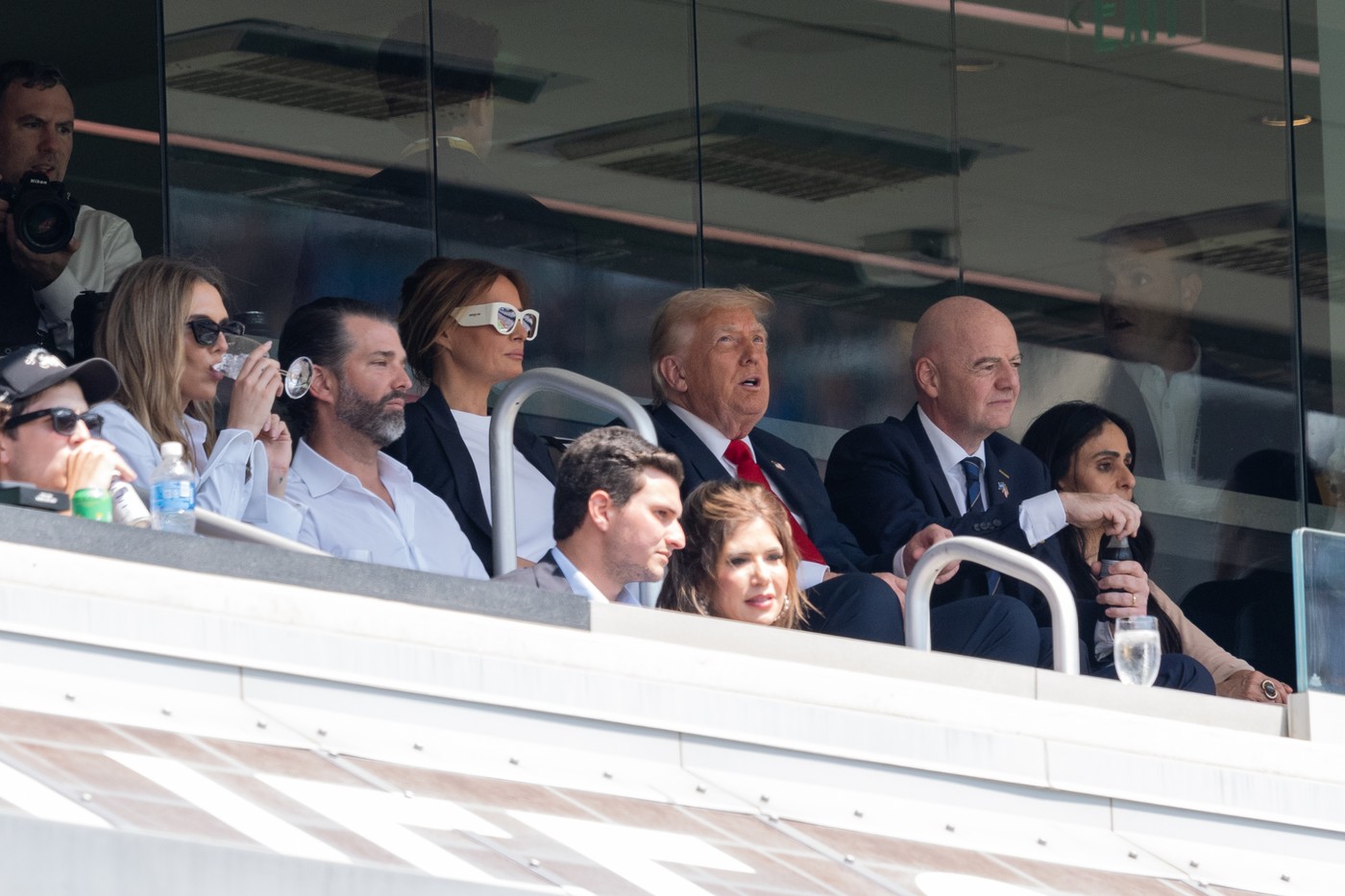 Melania Trump a atras din nou toate privirile. Cum a apărut în tribune la finala Campionatului Mondial al Cluburilor 2025
