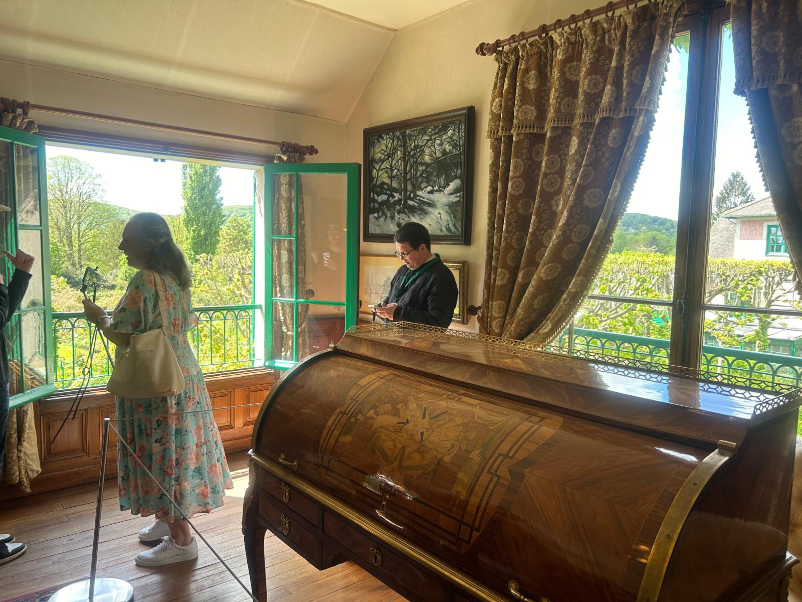 INTERVIU. Istoricul Philippe Piguet, strănepotul pictorului impresionist Claude Monet: „Frumusețea artei triumfă asupra barbariei războaielor”