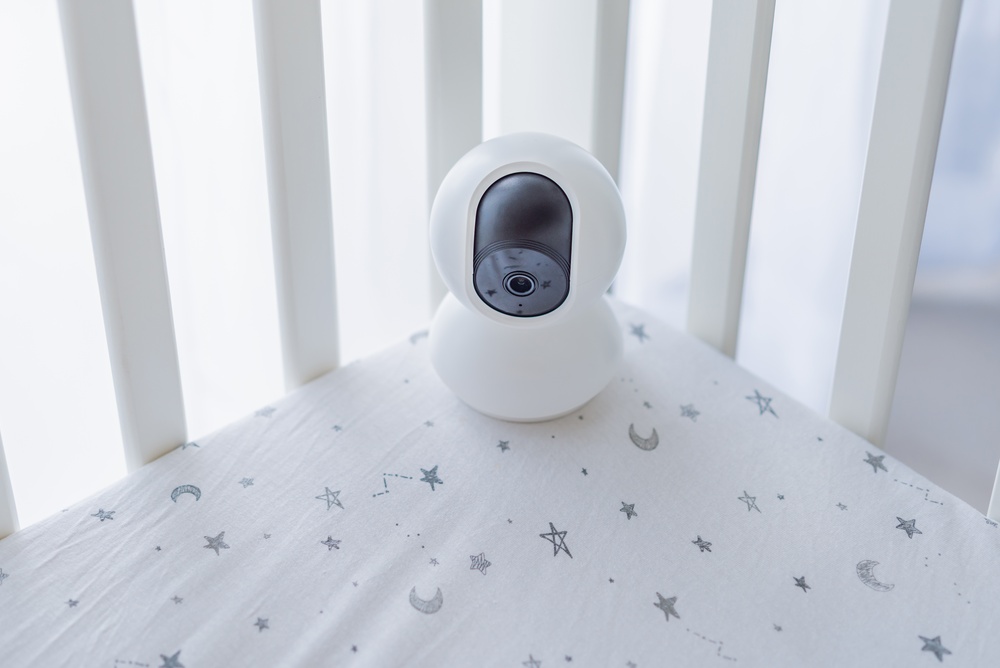 „Szia, hallak titeket!” – Sokkoló vallomások: nem az egri család az egyetlen, akinek a lakásából élő közvetítés zajlik Magyarországon!