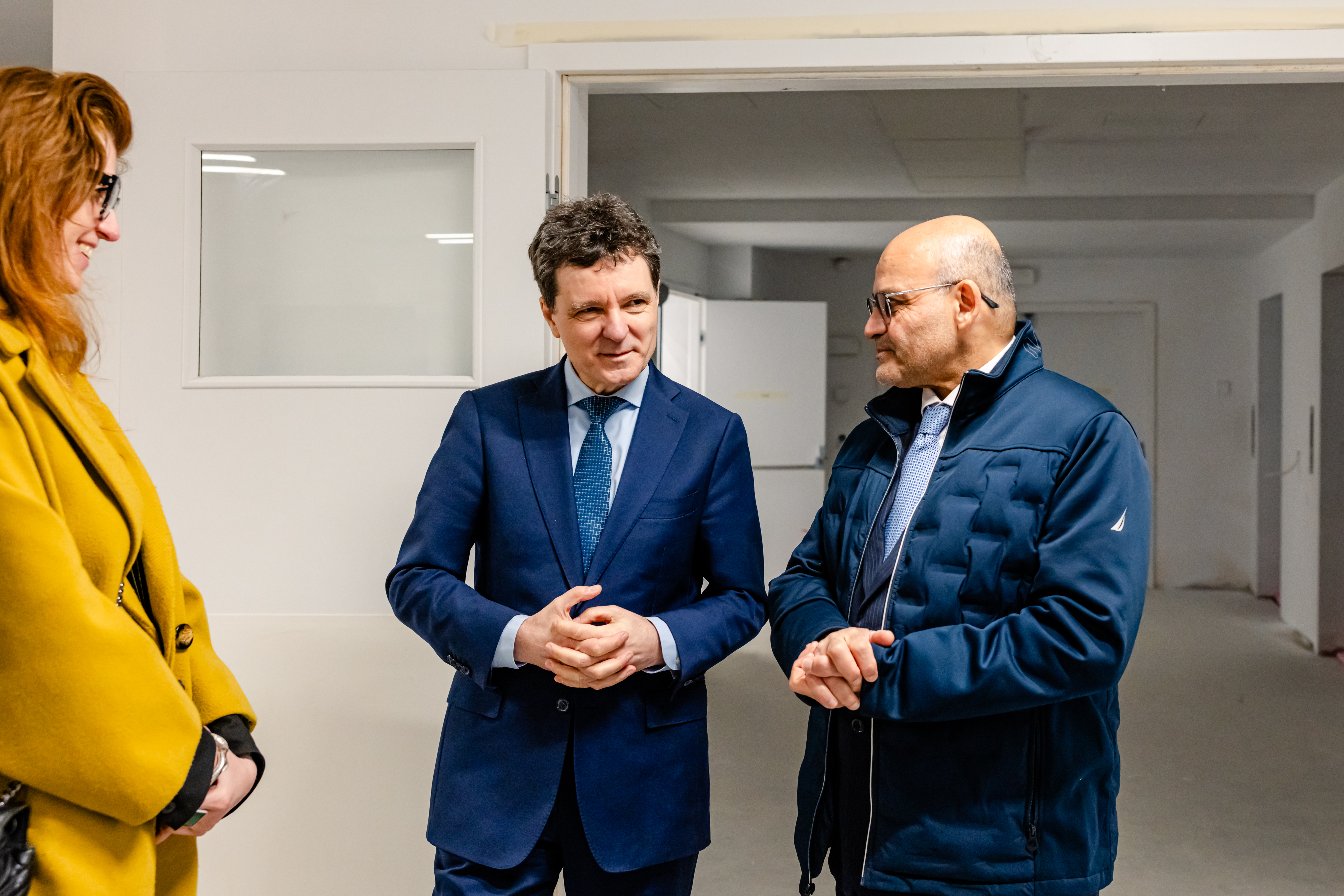 Ce a răspuns Nicușor Dan când a fost întrebat dacă îi va cere demisia lui Ilie Bolojan și dacă va accepta un guvern minoritar