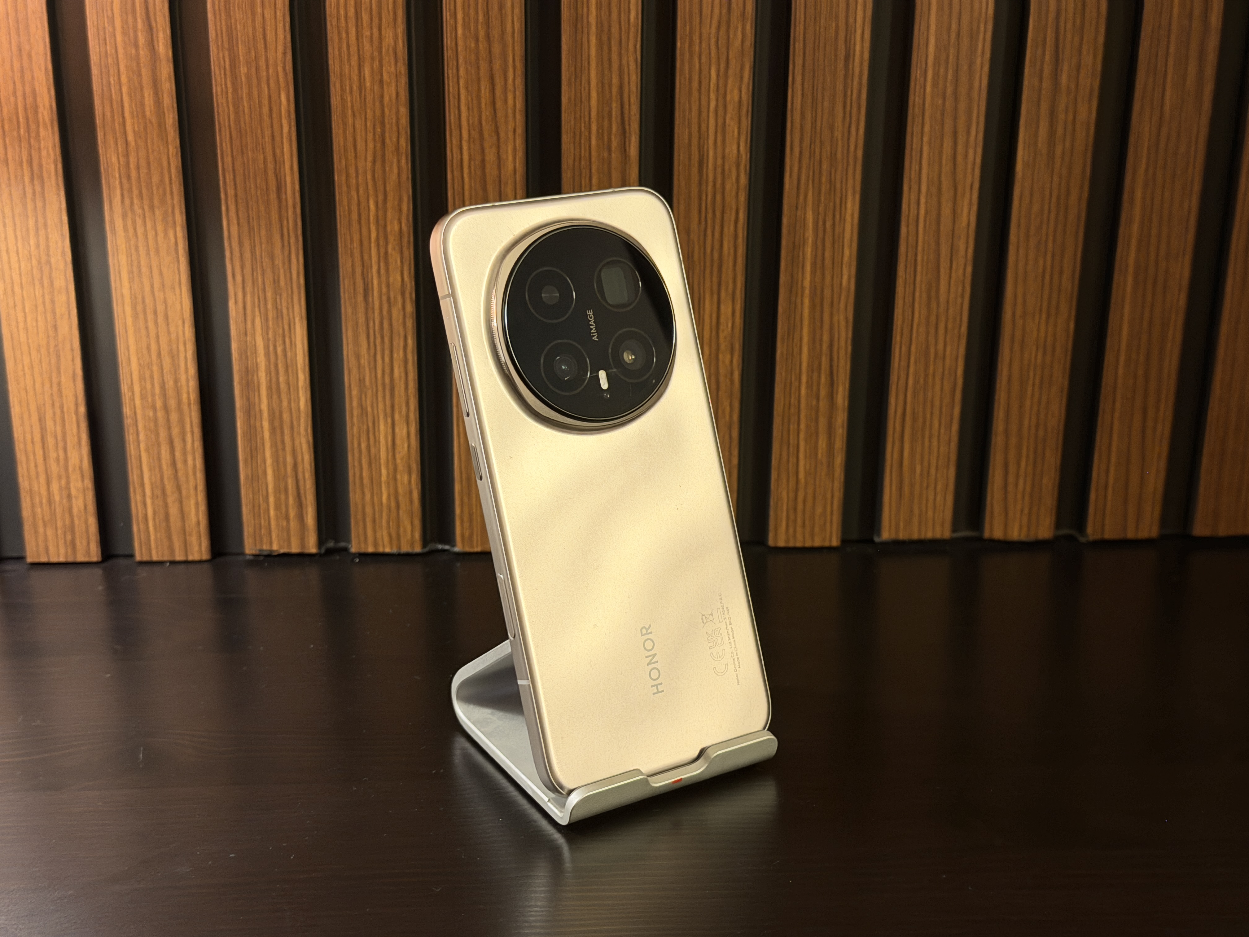 Honor Magic 8 Pro review: din ce în ce mai bine pentru telefoanele flagship ale companiei chineze