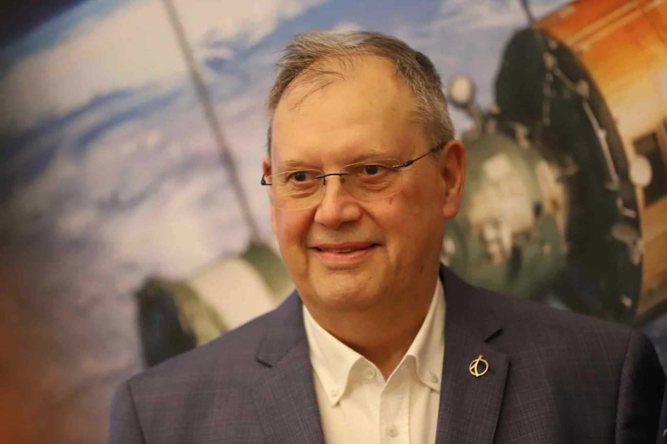 Dumitru Prunariu, singurul român care a zburat în Cosmos, aniversat în Senat după 45 de ani de la misiunea Soyuz 40