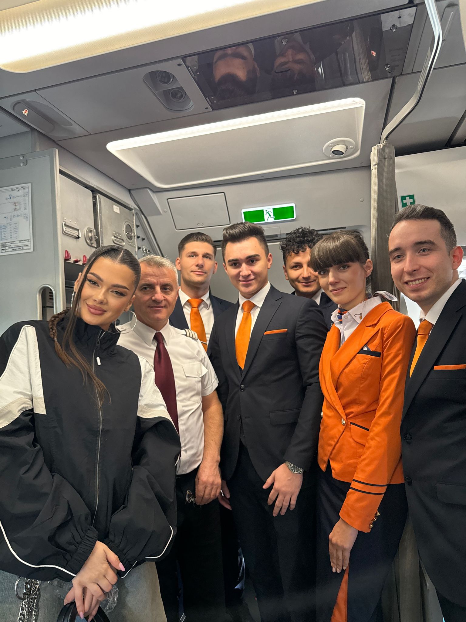 Misha Miller, concert-surpriză la 9.000 de metri înălțime, în avion: „Am avut supermari emoții”. Cum au reacționat pasagerii
