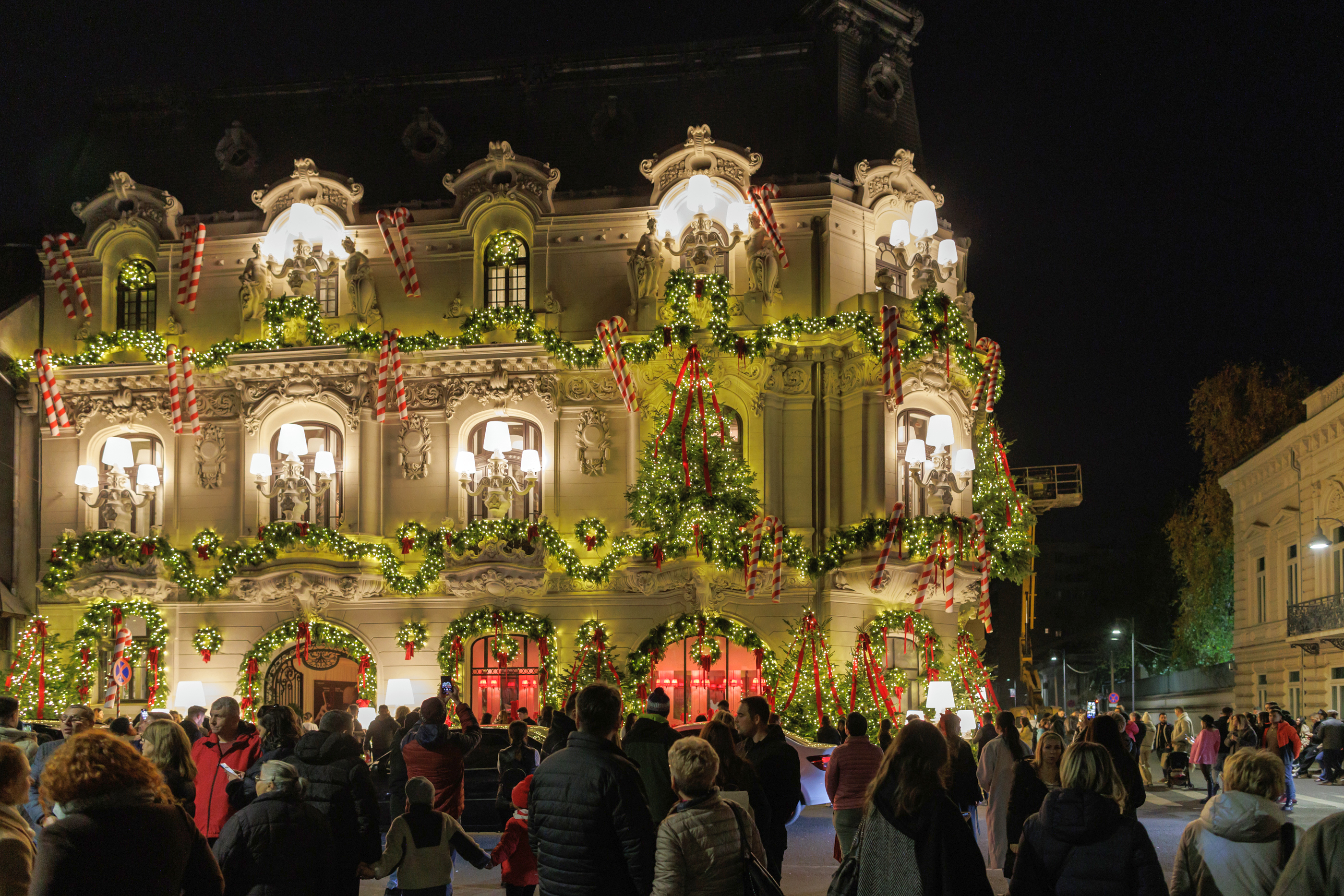 FOTO. Care este cel mai vânat monument istoric din București pentru postări pe Instagram? Poartă numele unei femei celebre din perioada interbelică