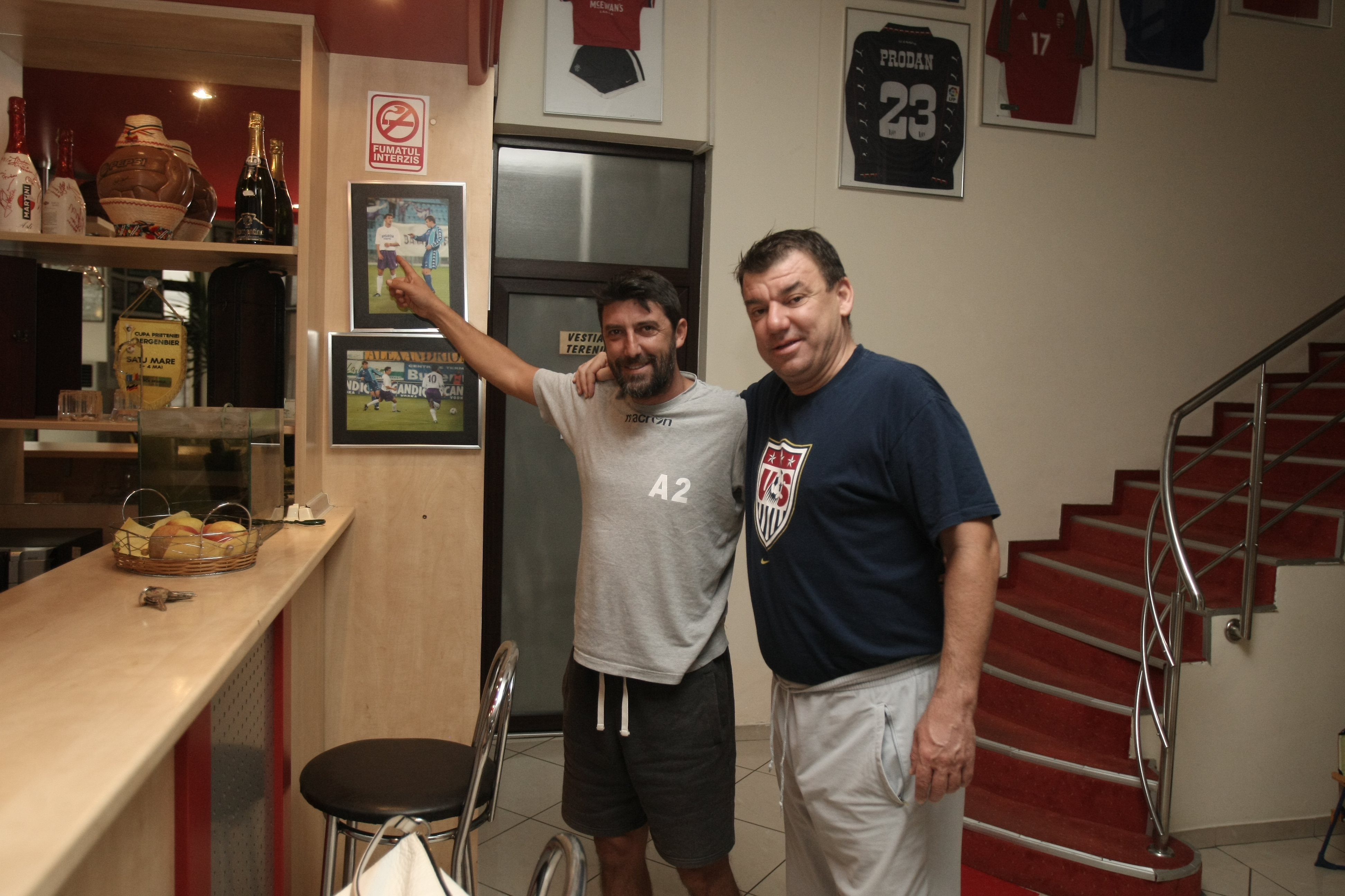 Trofeele lui Didi! Daniel Prodan a amenajat la Satu Mare muzeul echipei naționalei! GALERIE FOTO